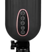 Laden Sie das Bild in den Galerie-Viewer, Beheizbarer Masturbator mit Stoßfunktion Freelander