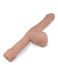 Laden Sie das Bild in den Galerie-Viewer, Biegbarer Dildo mit Griff Harry
