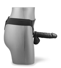 Laden Sie das Bild in den Galerie-Viewer, Großer Strapon-Dildo mit O-Ring