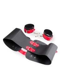 Laden Sie das Bild in den Galerie-Viewer, Hüfte-Handgelenk-Fessel aus Kunstleder