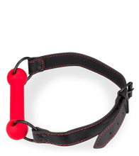 Laden Sie das Bild in den Galerie-Viewer, Knebel mit Beißstange aus Silikon und Kunstleder