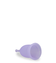 Laden Sie das Bild in den Galerie-Viewer, Menstruationstasse Poppycup 3 Größen