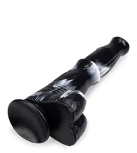 Laden Sie das Bild in den Galerie-Viewer, Pferdedildo mit Saugnapf Pegasus