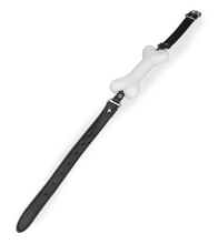 Laden Sie das Bild in den Galerie-Viewer, Puppy-Play-Knebel Knochen aus Silikon 15 cm