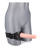 Umschnalldildo mit Bein-Harness