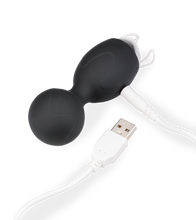 Laden Sie das Bild in den Galerie-Viewer, Vibrierende Liebeskugeln mit Klitorisstimulator als Fernbedienung